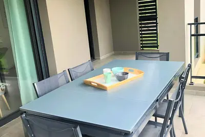 Image de Appartement T3 neuf, Rez-de-jardin, 10 min Ă pied du centre historique