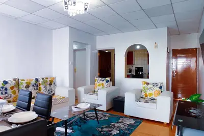 Image de Mans Cave Abode Home