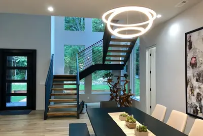 Image de Wonderful, fully stocked personal home. We rent it out when we travel.