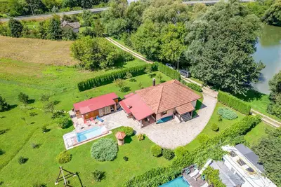 Image de Belle maison Ă Banska Selnica