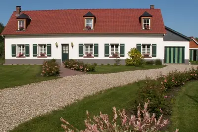 Image de Mil Roses En Baie 9 Personnes Avec Jacuzzi Proche Du Marquenterre