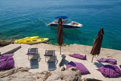 Image de Luxury Beachfront Villa Palazzo di Mare with private heated pool at the beach on Brac Island - Sumartin