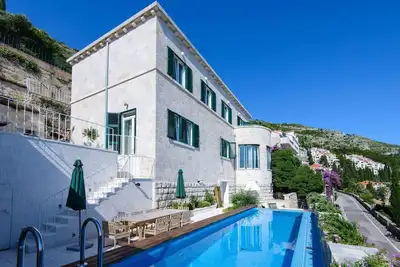 Luxury Villa Castello Dubrovnik with Pool & Sauna