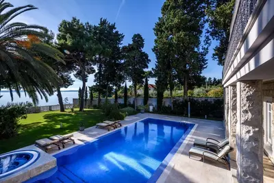 Image de Luxury Seafront Villa Castello Split with private heated pool, Jacuzzi and sauna at the beach in Split