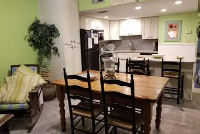 Image de Water's Edge Resort #210 - Oceanfront in Garden City Beach, Sc