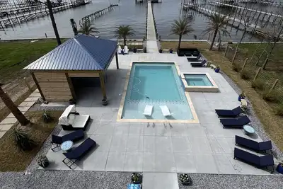 Image de Bay Front House on Sandy Hook Dr! Longest personal pier(402ft). Read the reviews