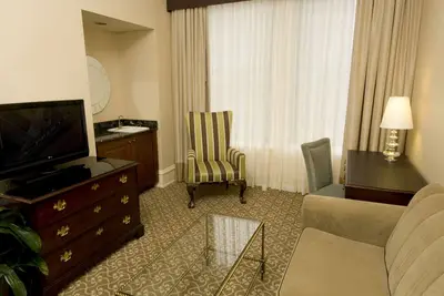 Image de The Pfister Hotel King Salon Suite