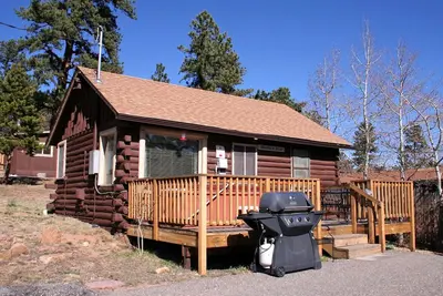 Image de Cabin with Mountain View from Personal Hot Tub