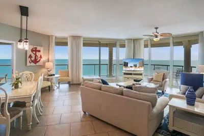 Image de P1-1801- Gulf Front Paradise 3b @ Portofino