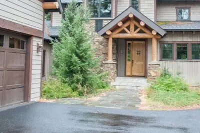 Suncadia 5 Bdrm Lodge Inspired Home with Golf Course Views