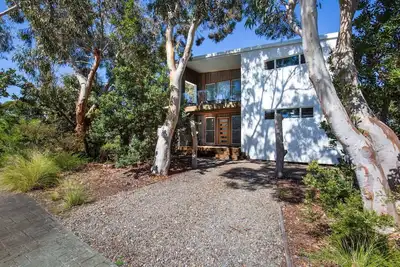 Image de Oakwood at the Beach – eco family home + pool