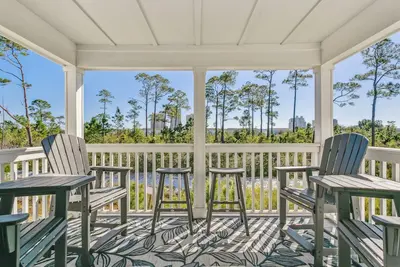 Image de Bring Your Bikinis & Martinis to Lost Key |Beach Gear Included |Steps to Gulf |Pools|Dogs Ok