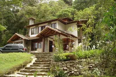 Image de House Serra TeresĂłpolis Atlantic Forest Fiber Optics WiFi Home Office Cond LeRefuge