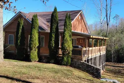 Image de Private home w\/Hot tub & pool. In a gated resort community with a boat ramp.