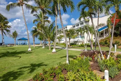 Image de Very Romantic Secluded Beach Getaway in St. Thomas Island