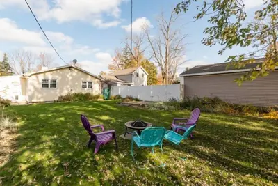 Image de 2 bedroom 1 bath vacation rental just 1 block from Kids Corner and the blue stairs beach access