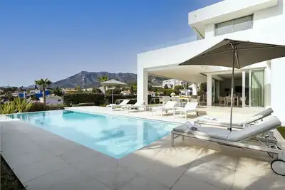Image de Villa Horizonte - Contemporary 4-bed Villa with Amazing Sea and Mountain Views!