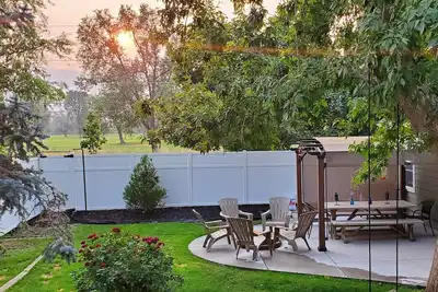Image de Entire Salt Lake City Home minutes Away from Airport and Downtown! !
