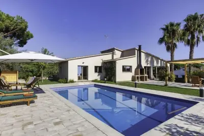 Image de Emporion by Interhome
