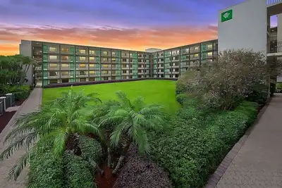 Image de Family Fun: Disney Springs Across, Shuttle to Parks, 2 Comfortable Units