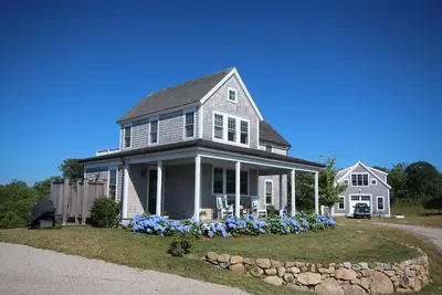 Image de August Week Just Opened Up! ! Perfect Island Getaway with Central A/C
