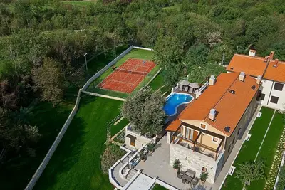 Image de Luxury Villa Labin Palace I with private pool, tennis and golf court in Labin - Istria