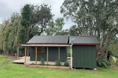 Image de Katikati Fully Self-Contained cabin on an avocado orchard