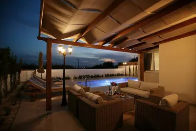 Image de Delightful Ayia Napa Villa, 10 mins Nissi Beach!