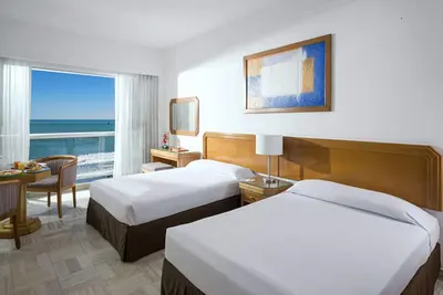 Image de Private beach front condo