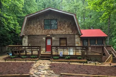 Image de Honey Bear Hideaway spacious private intown pets
