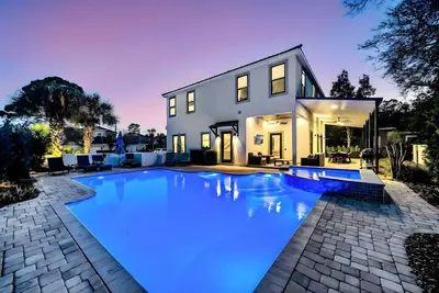 Image de Southbound | Free Golf Cart | Large Private Pool | Destiny East Amenities