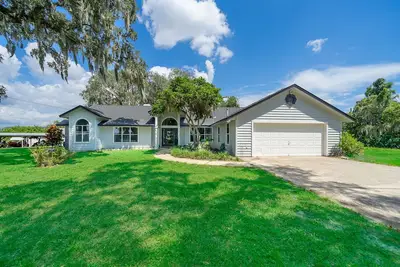 Image de Dream Lake House minutes from Theme Parks