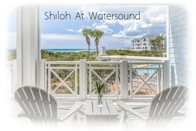 Image de Gulf Front, Private Beach, Pool, Beach Set Up included Mar-Oct!