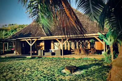 Image de Bora Bora waterfront sunrise villa