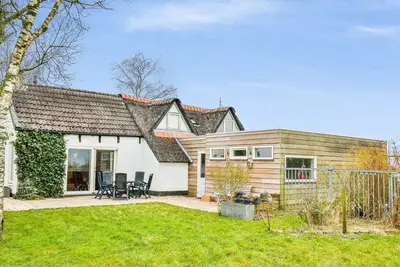 Image de Maison de vacances avec sauna et jacuzzi
