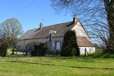 Image de Ancienne fermette à Aigurande: nature, proche Creuse, 1 chambre, jardin privé, barbecue, garage