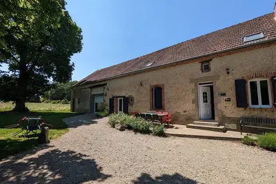 Image de Gîte familial au calme avec grand jardin, balnéo et loisirs nautiques à proximité