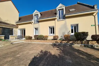 Image de Maison de vacances avec grande piscine et tennis, proche du Zoo de Beauval et des Châteaux de la Loire