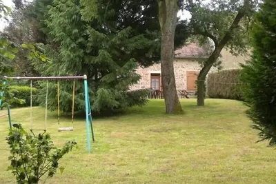 Image de Gîte champêtre avec jardin clos, près du lac d'Eguzon et Gargilesse-Dampierre!