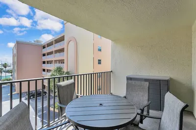 Image de Sandy Shores 311 Water View 2 Br