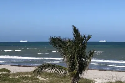 Image de Welcome to Paradise. Amazing ocean front view from your own private deck.