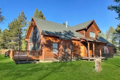 Image de Spacious Mountain Cabin w\/ Hot Tub & Bunkhouse