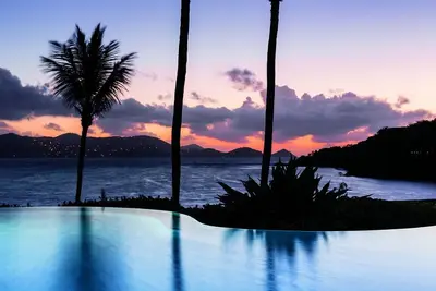Image de Ritz-Carlton Club Oceanfront 2br/2. 5b