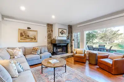 Image de Beautiful condo with breathtaking views - close to National Parks