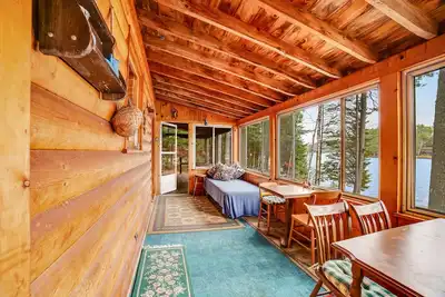 Image de Lakefront Home with WiFi, Dock, Lake Views From the Deck, and Screened-In Porch