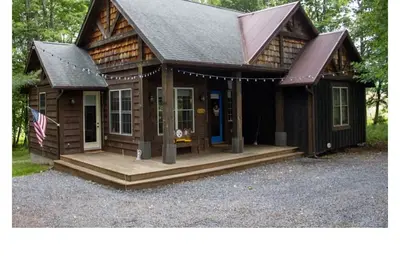 Image de Charming Cabin in Deep Creek