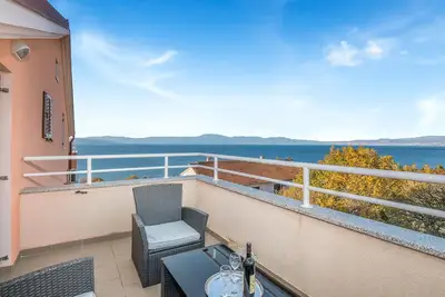 Image de Appartement confortable Ă Njivice avec.