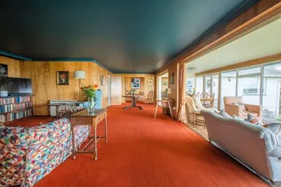 Image de Long w\/e breaks by the beach. View surf across terraced lawns. 2 mins to beach