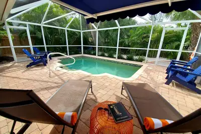 Image de Heated Pool! Free Bikes, Kayaks, Sups! One of a kind on Manasota Key!