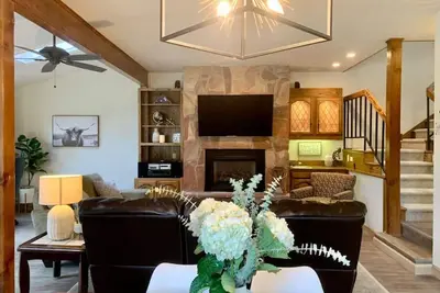 Image de Shuttle to Resort, Remodeled 1930 sqft, Family Friendly, Large Outdoor Space